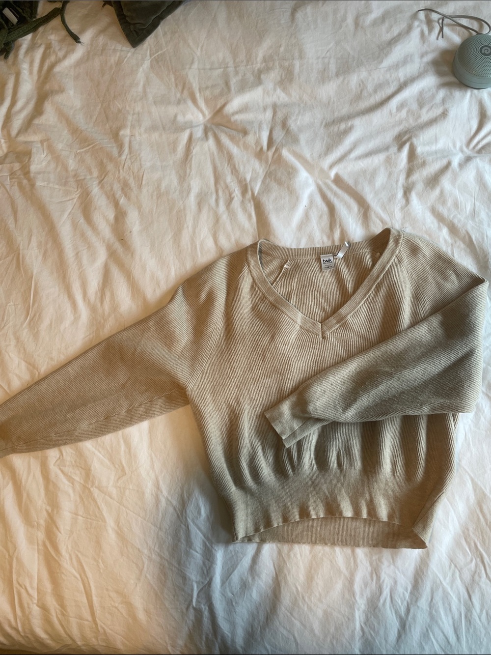 Simons Light Beige V-Neck Sweater